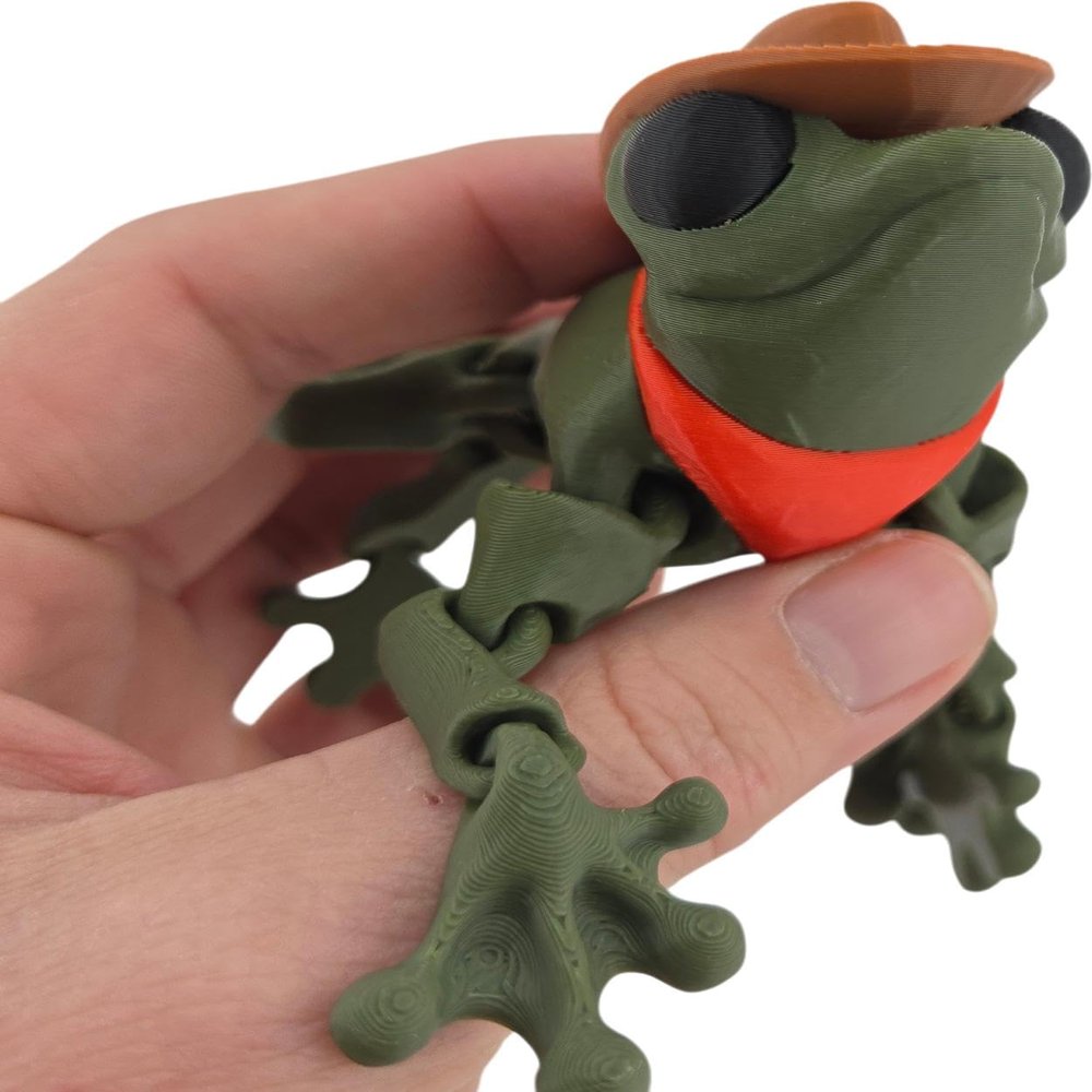 Articulated Frog Figurine, Cowboy Theme, 3D Printed Desk Decor, Stress Reliever Toy
