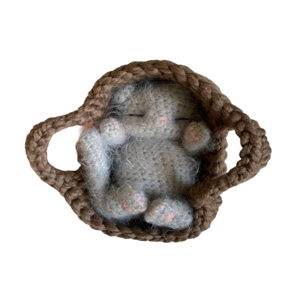 Fluffy Sleeping Kitten Grey toy. Realistic Newborn Cat in the brown basket | crib. Crochet Handmade Gift for Toddlers.