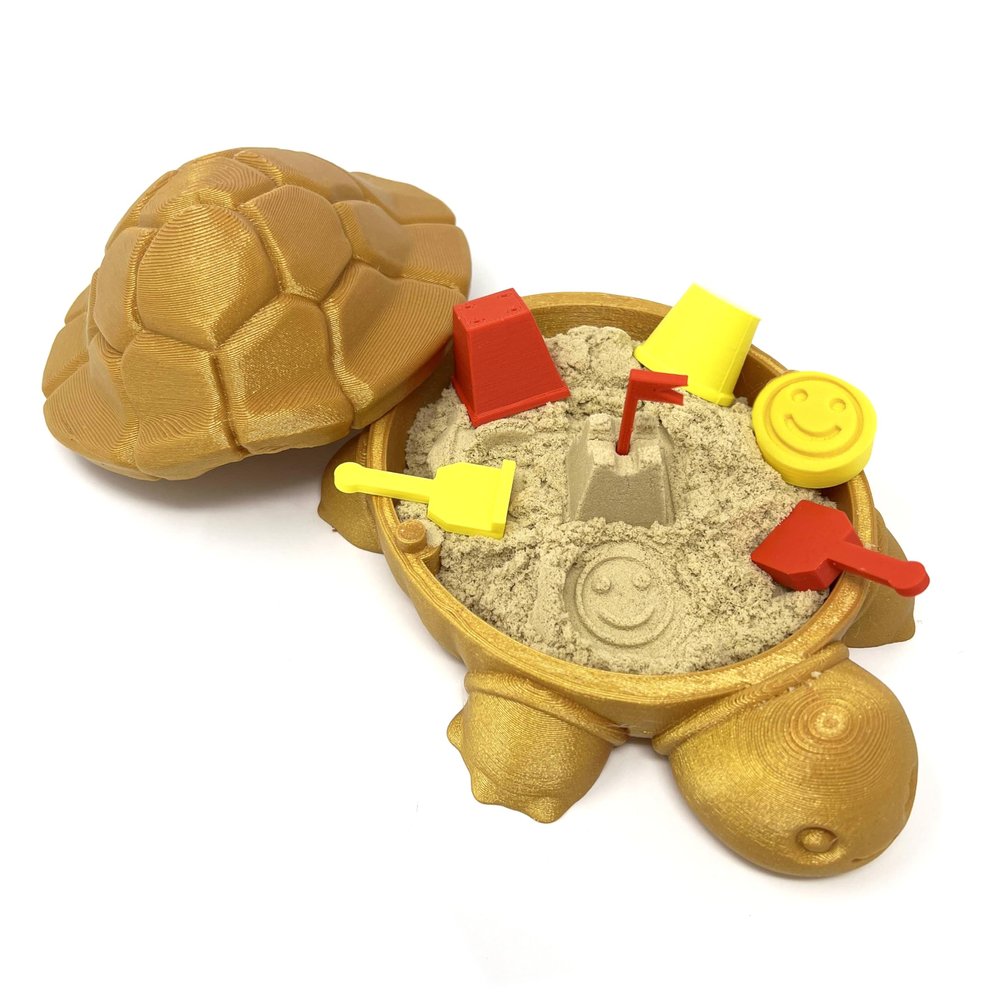 Munnygrubbbers - Mini Desktop Turtle Sand Box - 6 x 6 in - Stress Relief - includes Soft Moldable Play Sand and Mini Tool Accessories - Novelty Gift - Desktop Decor - Zen Garden - (Gold)