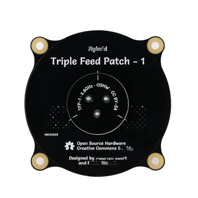 Drone toy accessories for Fatshark Goggles 5.8GHz Triple Feed Patch Antenna SMA/RP SMA Directional Circular Polarized Antenna for FPV for Fatshark Goggles RC drone(SMA)