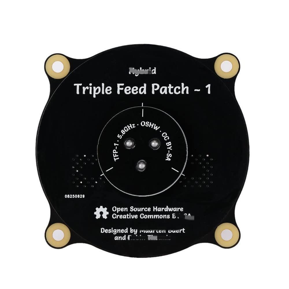Drone toy accessories for Fatshark Goggles 5.8GHz Triple Feed Patch Antenna SMA/RP SMA Directional Circular Polarized Antenna for FPV for Fatshark Goggles RC drone(SMA)