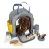 Hund mit Tasche und Pflege-Set view 1