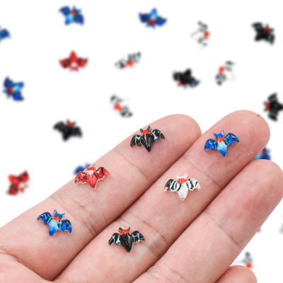 100PCS Miniature Bats for Crafts Dollhouse Cute Halloween Decor Mini Bats Decor Miniature Things for Fairy Garden Dollhouse Micro Landscaping Decoration