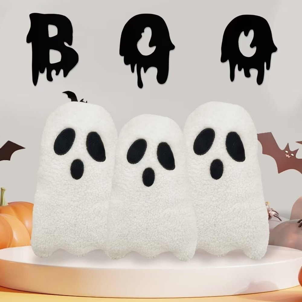 3 Pcs Ghost Halloween Pillows Room DecorationCute Ghost-3 Throw Pillow Decorative Spooky Home Decoration Halloween Bedroom Sofa Couch Supplies