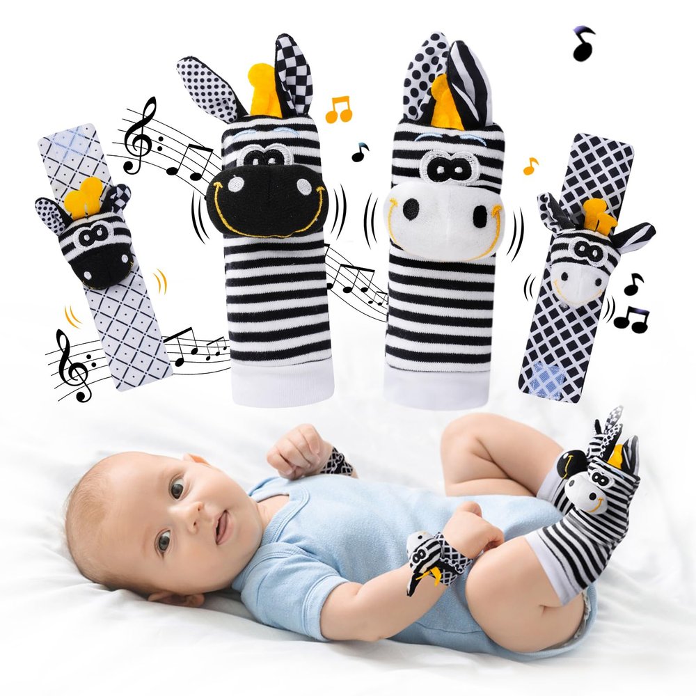 Baby Toys 0-6 Months,High Contrast Baby Toys for Newborn,Black and White Toys,Infant Rattle Socks and Wrist Toy,Newborn Toys 0 3 Months Brain Development,0-6 Months Babies Boy Girl Gift