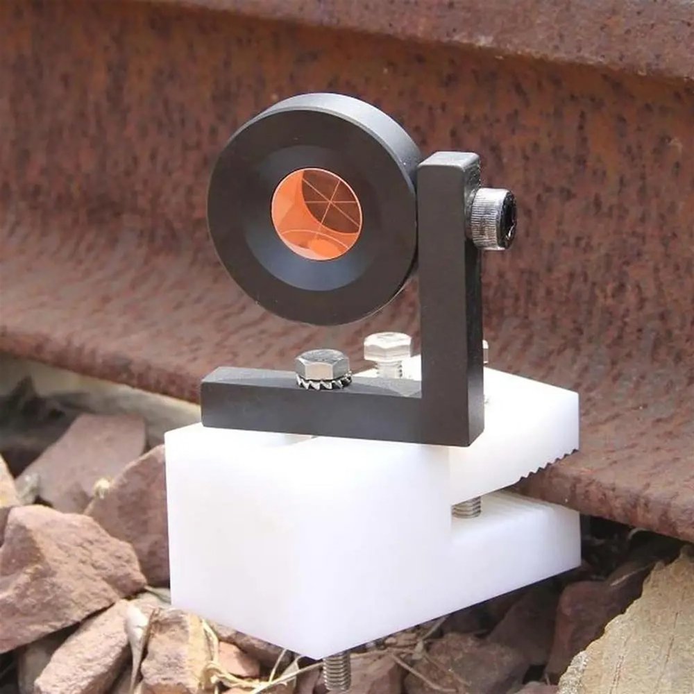 90 degree type mini prism with plastic support