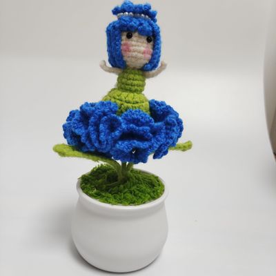 Handmade Transformable Knit Doll Interactive Flower and Girl Design, Unique Artisanal Pearl Doll, Poseable Flower and Girl Figure, Limited Edition Home Decor and Gift for Craft Enthusiasts (Blue)