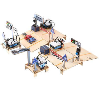 4-in-1 ESP32 STEM Smart Traffic Kit Compatible with Arduino, STEM Robotics Science Kit, Engineering Project STEA Activity Gift Suitable for School Education Kit, Family Education for Kids 12+