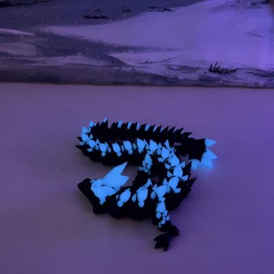 Glow in The Dark Crystal Dragon Egg, 3D Printed Glow in The Dark Black and Blue Crystal Dragon Fidget Toy, Executive Office Home Decor GD003A