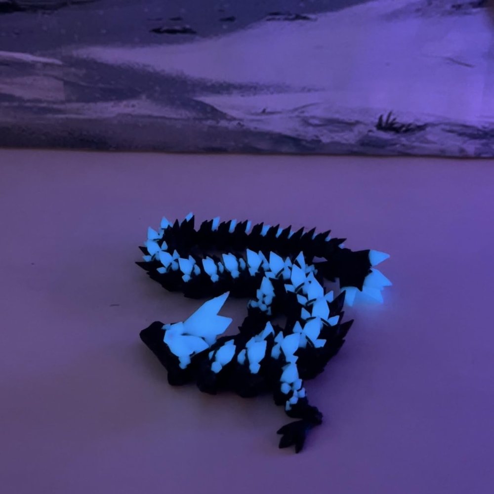 Glow in The Dark Crystal Dragon Egg, 3D Printed Glow in The Dark Black and Blue Crystal Dragon Fidget Toy, Executive Office Home Decor GD003A