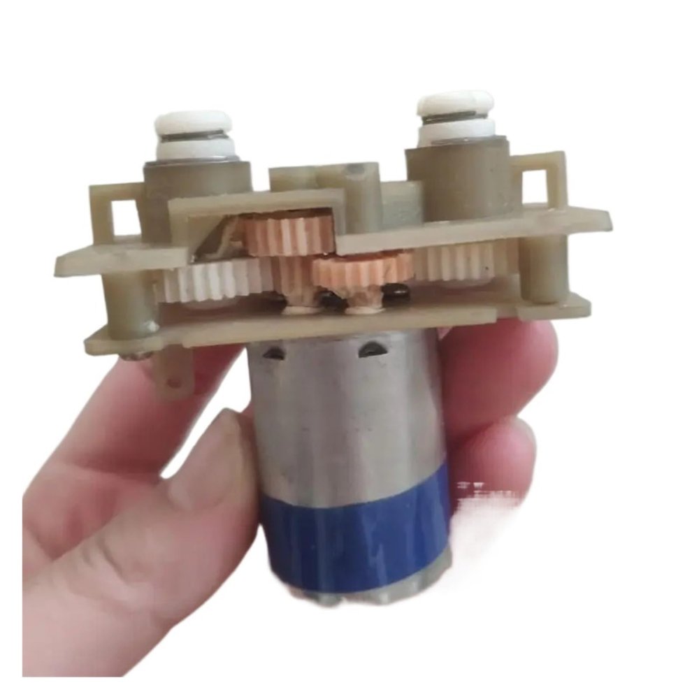 3V~6V 385 DC gear electronic starter 600rpm~1340rpm reduction ratio 1:8.8 dual output shafts for climbing car DIY~
