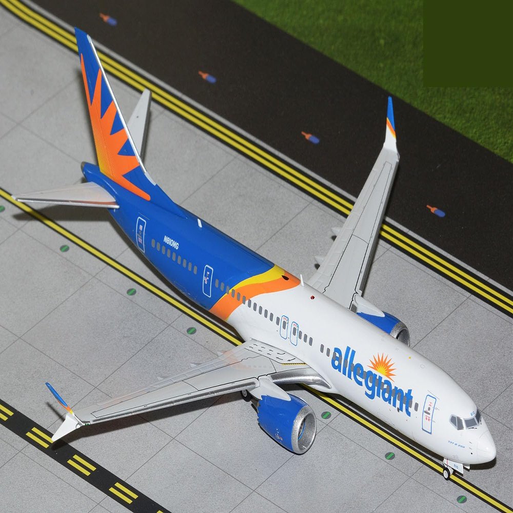 GeminiJets G2AAY1328 Allegiant Air Boeing 737 MAX 200 N810MG; Scale 1:200