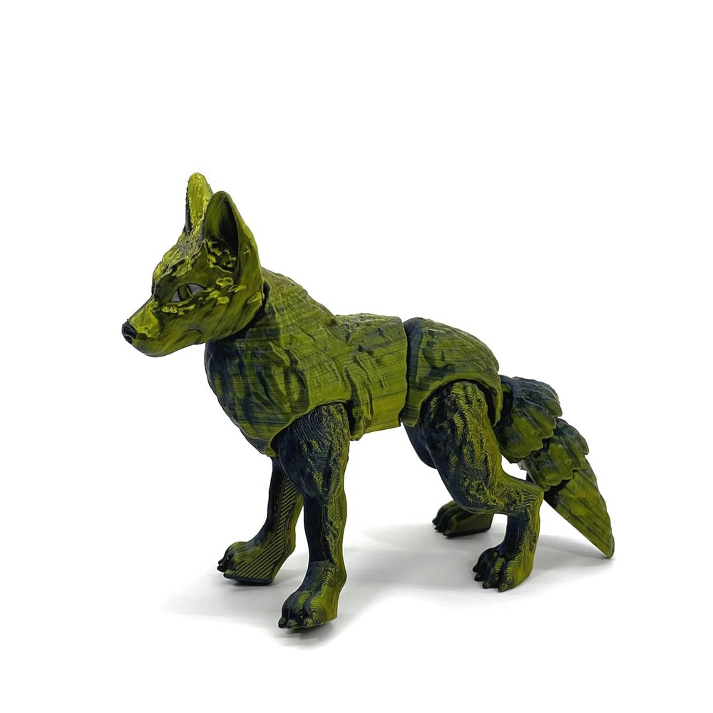 3D Printed Wolf, Articulated Wolf, Dual Color Articulated Wolf Animal Toy, Fidget ADHD Autism Toy W001 (Black & Dark Gold)