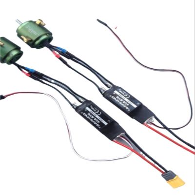 1 Set of Marine Brushless Motor Motor 2835 Brushless Motor 3300kv 4.0mm Shaft High Speed Motor Rc Boat Parts(40A ESC T-Plugs)