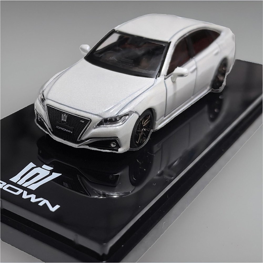shuicui 1 64 for Toyota Crown Static Alloy Car Model Display Collection Gift Ornaments Desk Collection Display 2.7 Inches(White)