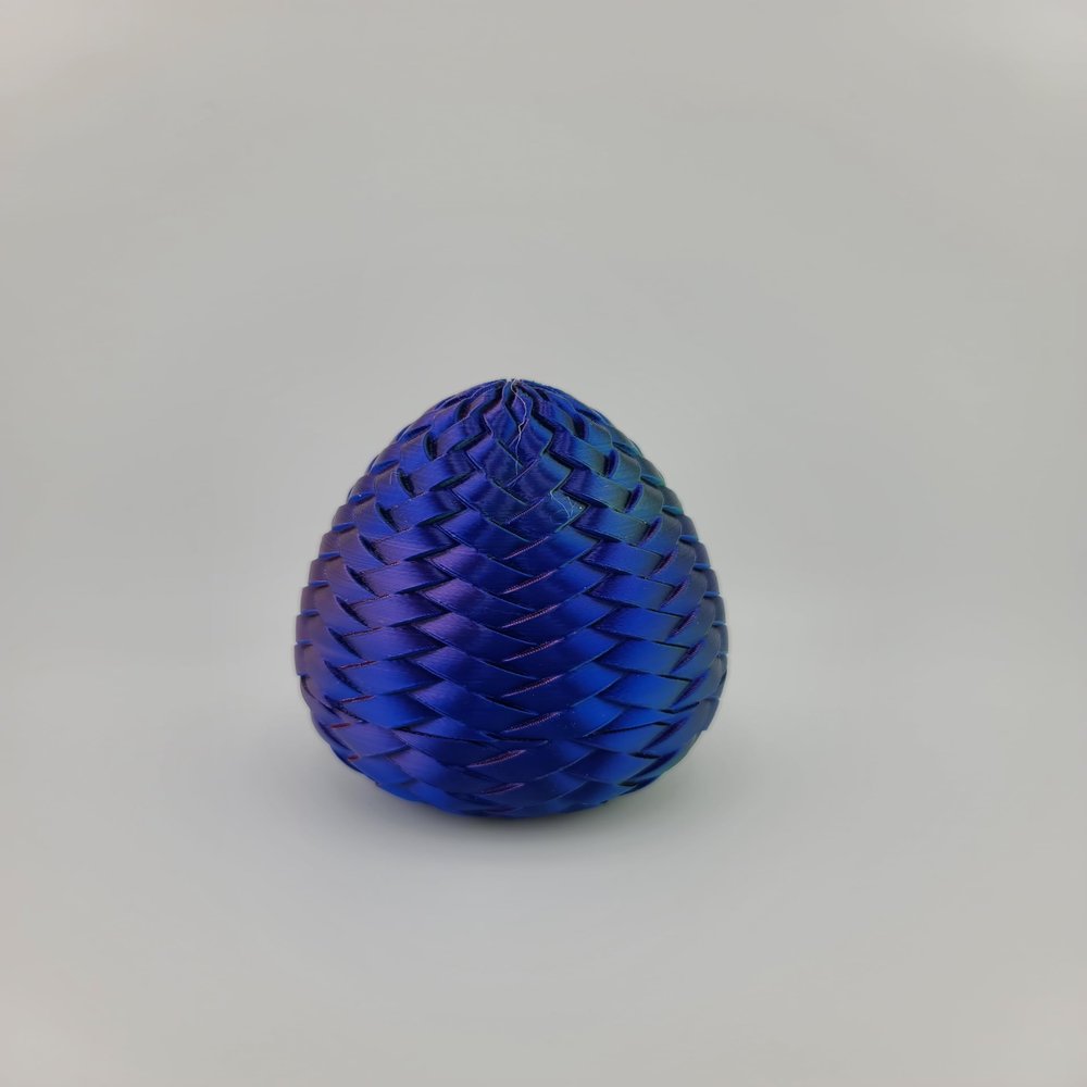 Hatchable Blind Box Woven Pattern Dragon Egg with Small Dragon (Red-Blue-Green)