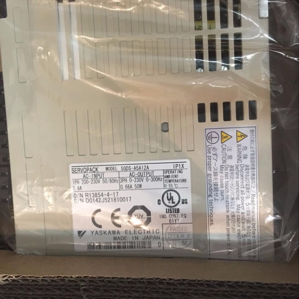 for YASKAWA SGDS-A5A12A Servo Driver SGDSA5A12A New in Box
