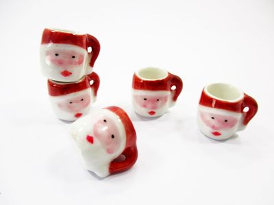 1:12 Santa Ceramic 5 Cup Mug Miniature Dollhouse Christmas Ceramic Charms 16906