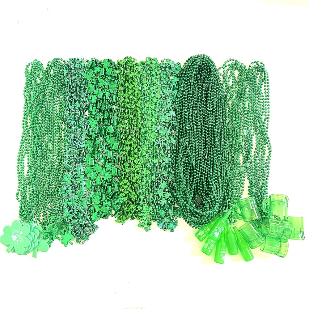 GZYSSL 100 Pcs With 10 Styles St. Patrick's Day Beads Necklaces Green Irish Festival Shamrock Parade Party Bead Necklace St. Patrick's Day Party Decoration Gifts
