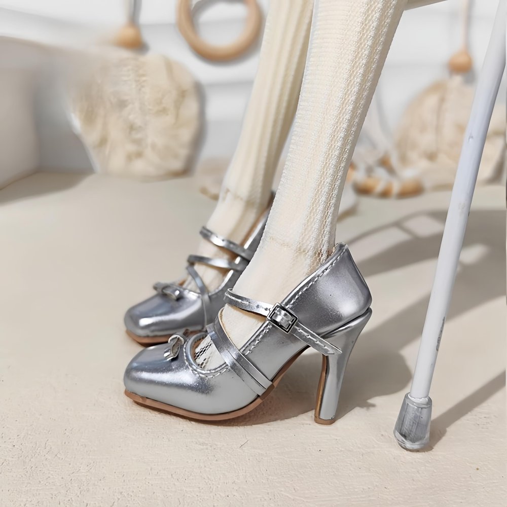 1/4 BJD Doll Shoes Carefully Crafted Fashionable High Heels Suitable for 18 inch BJD SD Doll Gifts for Doll Lovers (Glossy Silver)