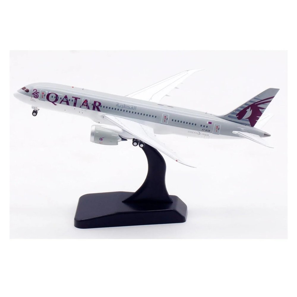 Scale Aircraft 1:400 for Qatar Airways Dreamliner Boeing B787-8 Aircraft Model Diecast Alloy Plane Model Suitable for Display