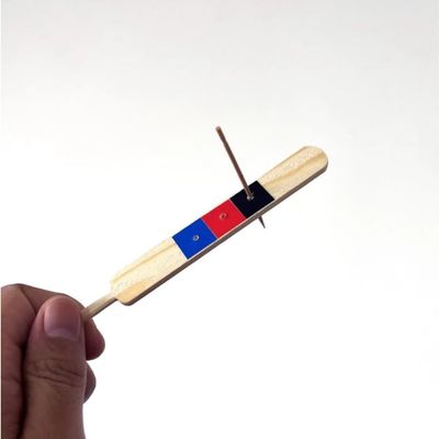 blue-ther Cross Hole Stick Magic Tricks Stick Jumps Between Holes Visual Magic Close-up Street Illusions Gimmick Mentalism Prop Easy to Do