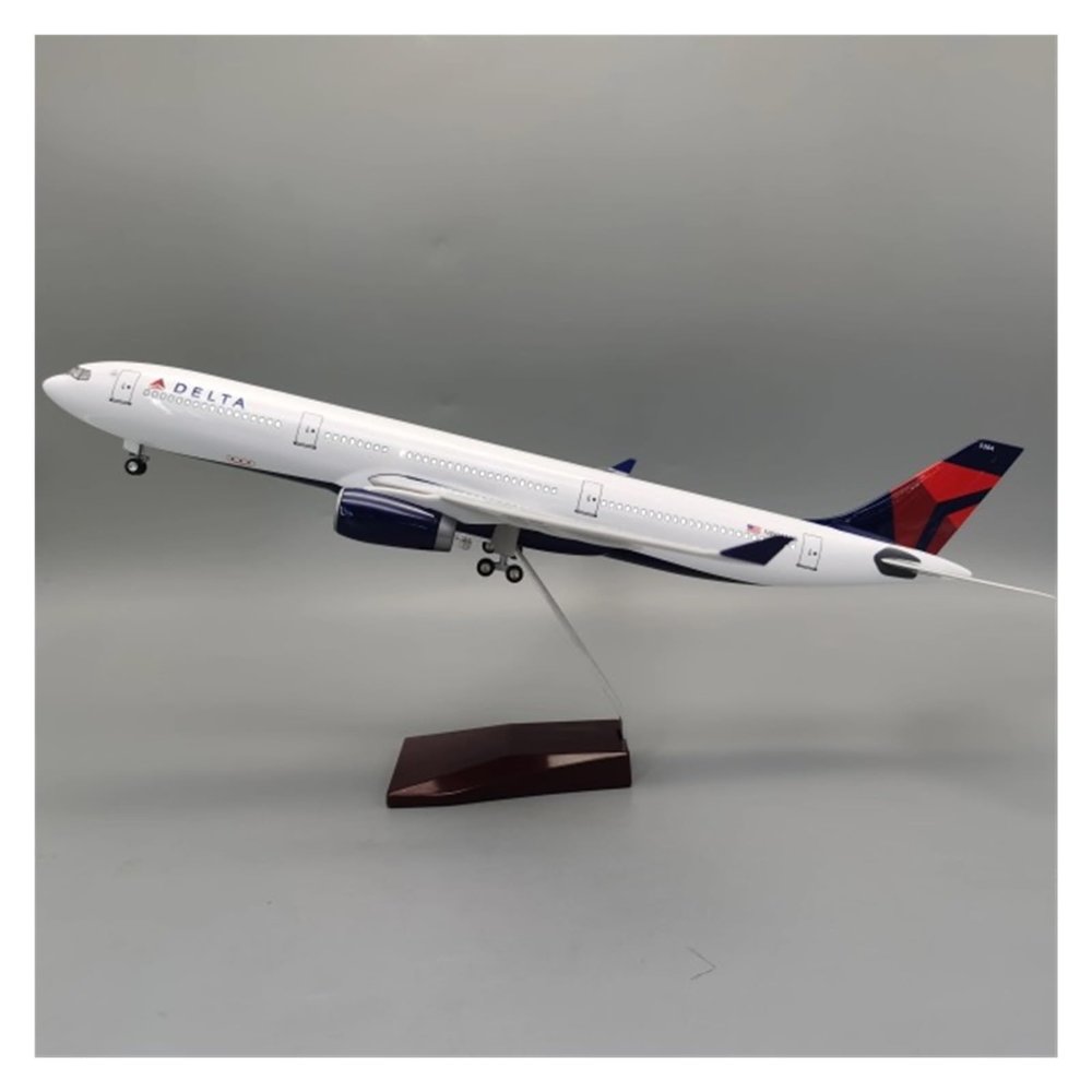 LIUSANGLIU Scale Aircraft 47CM 1:135 for A330 Delta Airline Plane Model with Lights and Wheels Resin Plastic Passenger Aircraft Model Suitable for Display(with Light)