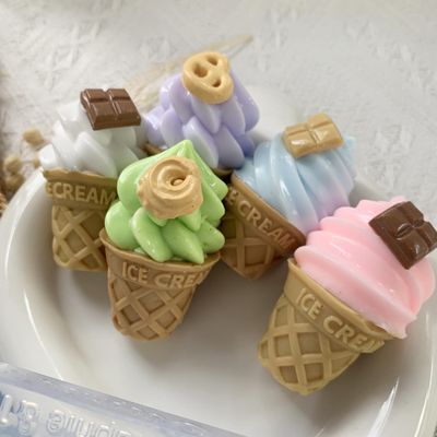SOPHIE & TOFFEE Uni Puni Exclusive Ice Cream Box