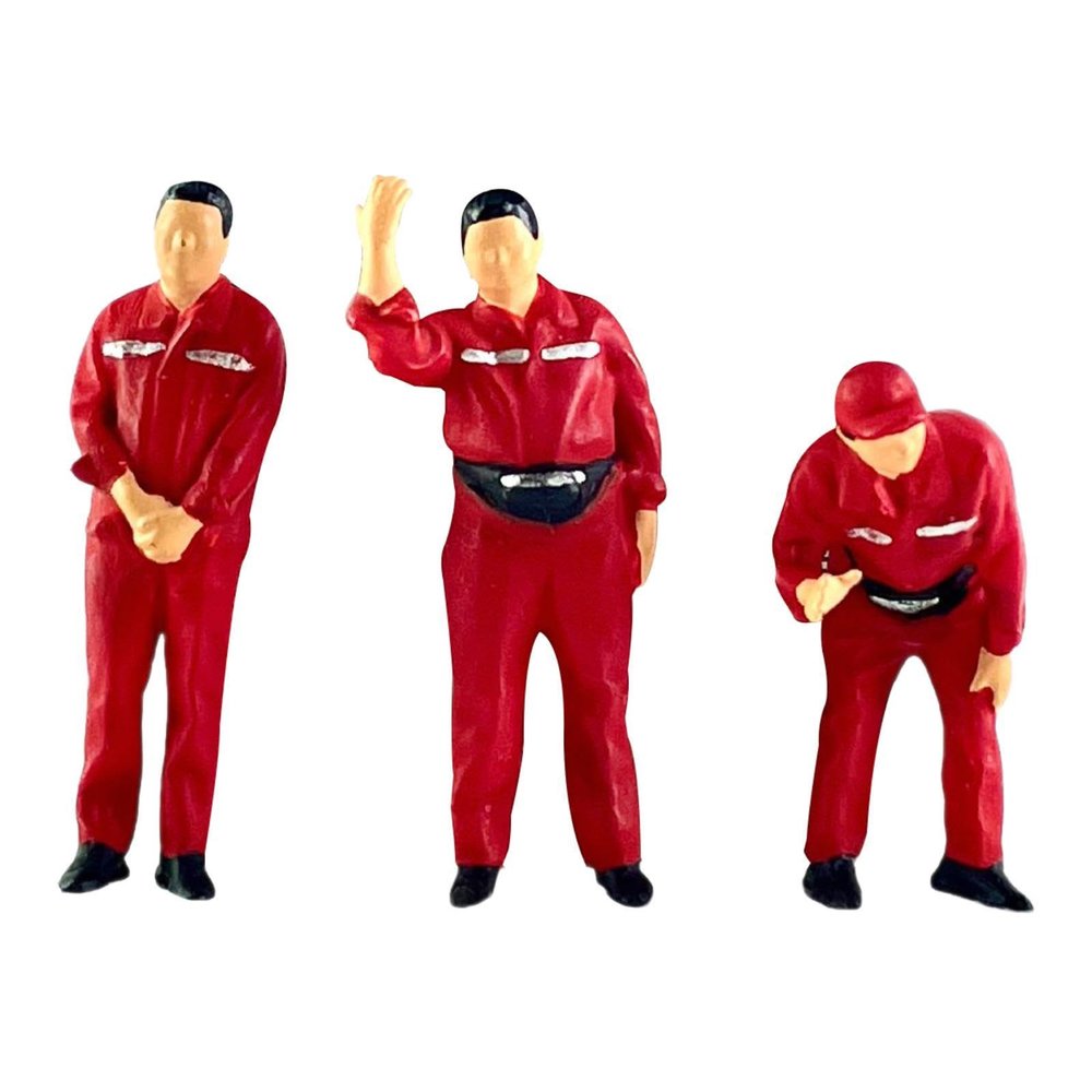 JWQFBC 1/64 Scale Gas Station People Figurines, 3Pcs Resin Miniature Figures for Diorama Layout and Model Scenes