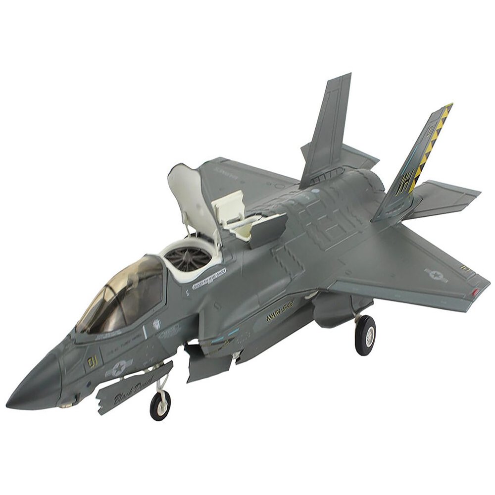 F-35B Lightning II Aircraft Black Death, VMFA-542, MCAS Cherry Point (2023) United States Marine Corps Air Power Series 1/72 Diecast Model by Hobby Master HA4622