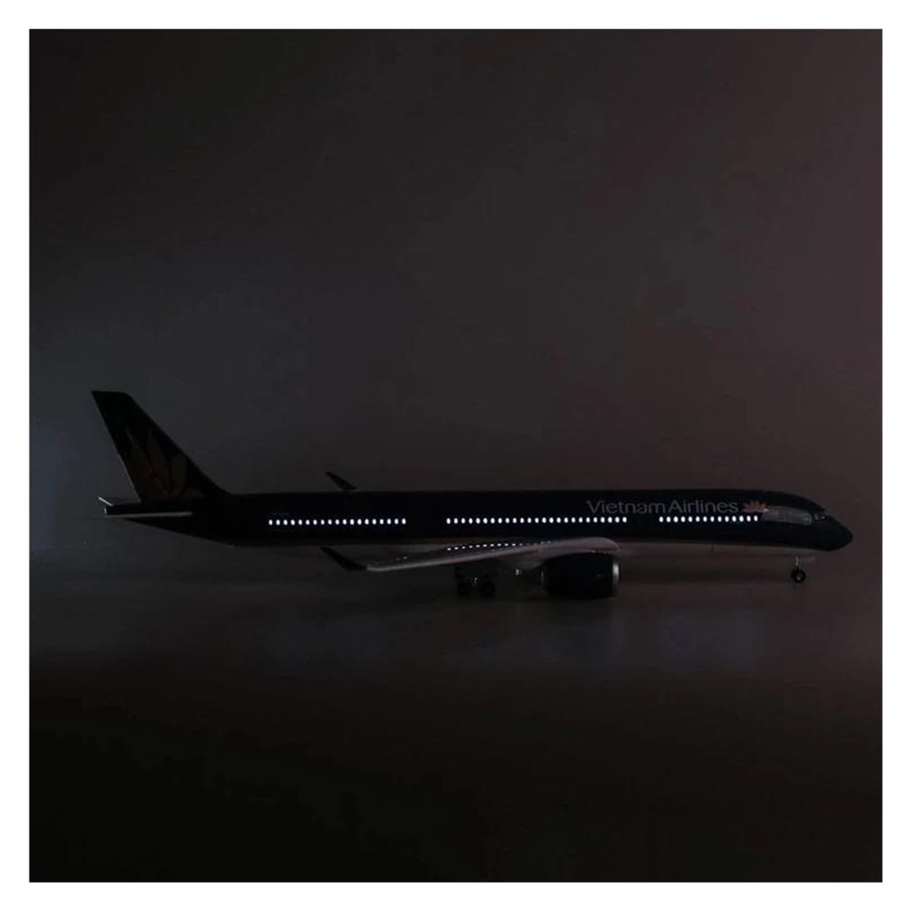 LIUSANGLIU Scale Aircraft 47CM 1:142 for Vietnam Airlines Aircraft A350 Airbus LED Light Die-Casting Machine Simulated Scale Aircraft Suitable for Display(with Light)