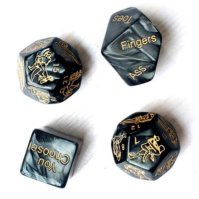 2025 Newly 4Pcs Black Sex Dice Set for Couples Naughty Sex Dice for Couples Game Dice Games for Adults Party Bedroom Sweater AXS2KJ6