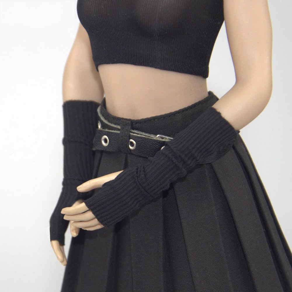 1/6 Scale Female Clothes Gloves Decoration for 12-inches Action Figure Body Doll, Female Action Figure Wrist Wraps Clothing 1/6 Girl Wrist Gloves Costume Accessory (Black, Long)