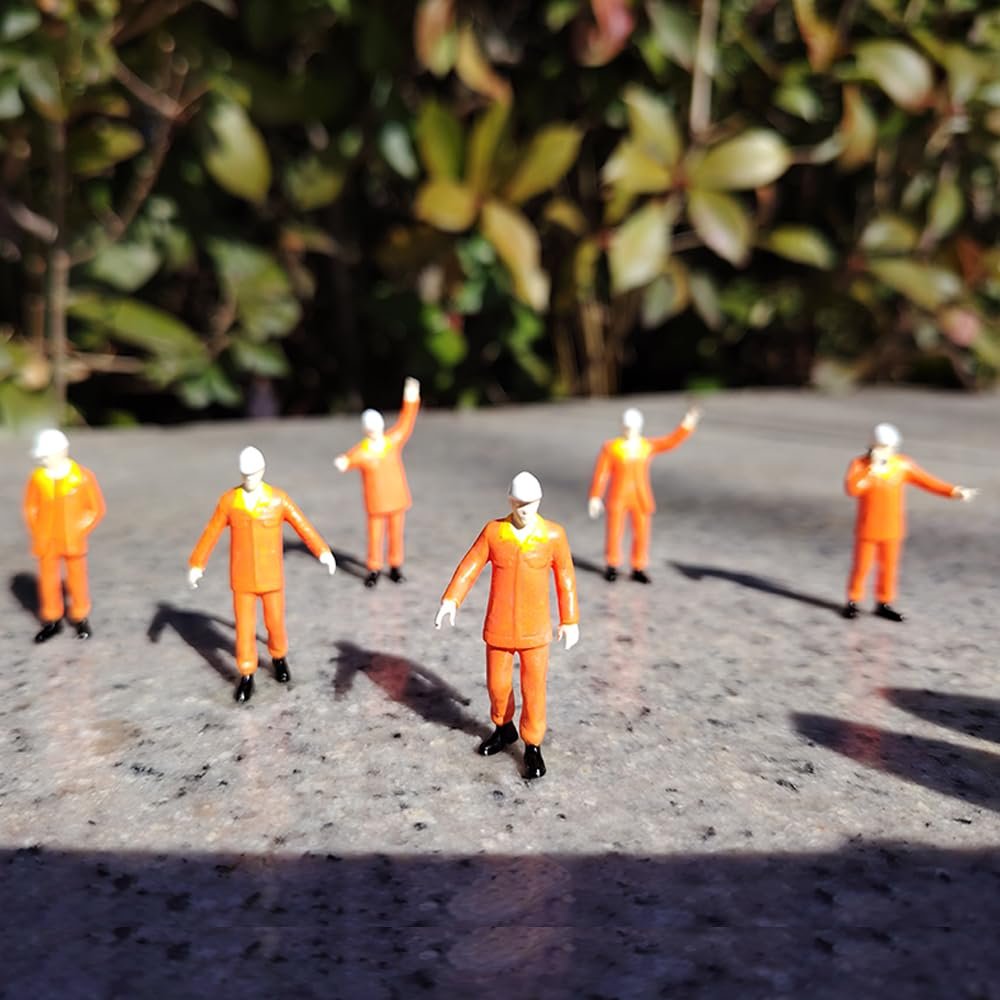 1:50 Engineer Figures Worker Dolls Collection Resin Material Height 4CM 1.57 in 6 People Match Scale Model Blue Grey Yellow (Orange)