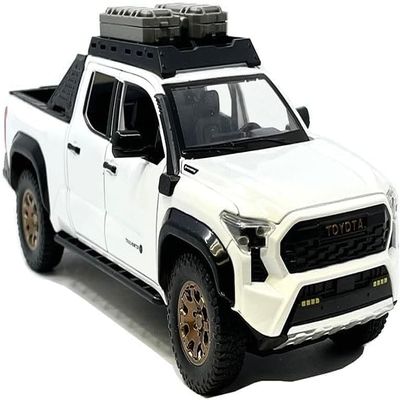 2024 Trail Hunter Edition Pickup Truck White Metallic 1/24 Diecast Model Car H08777-WH