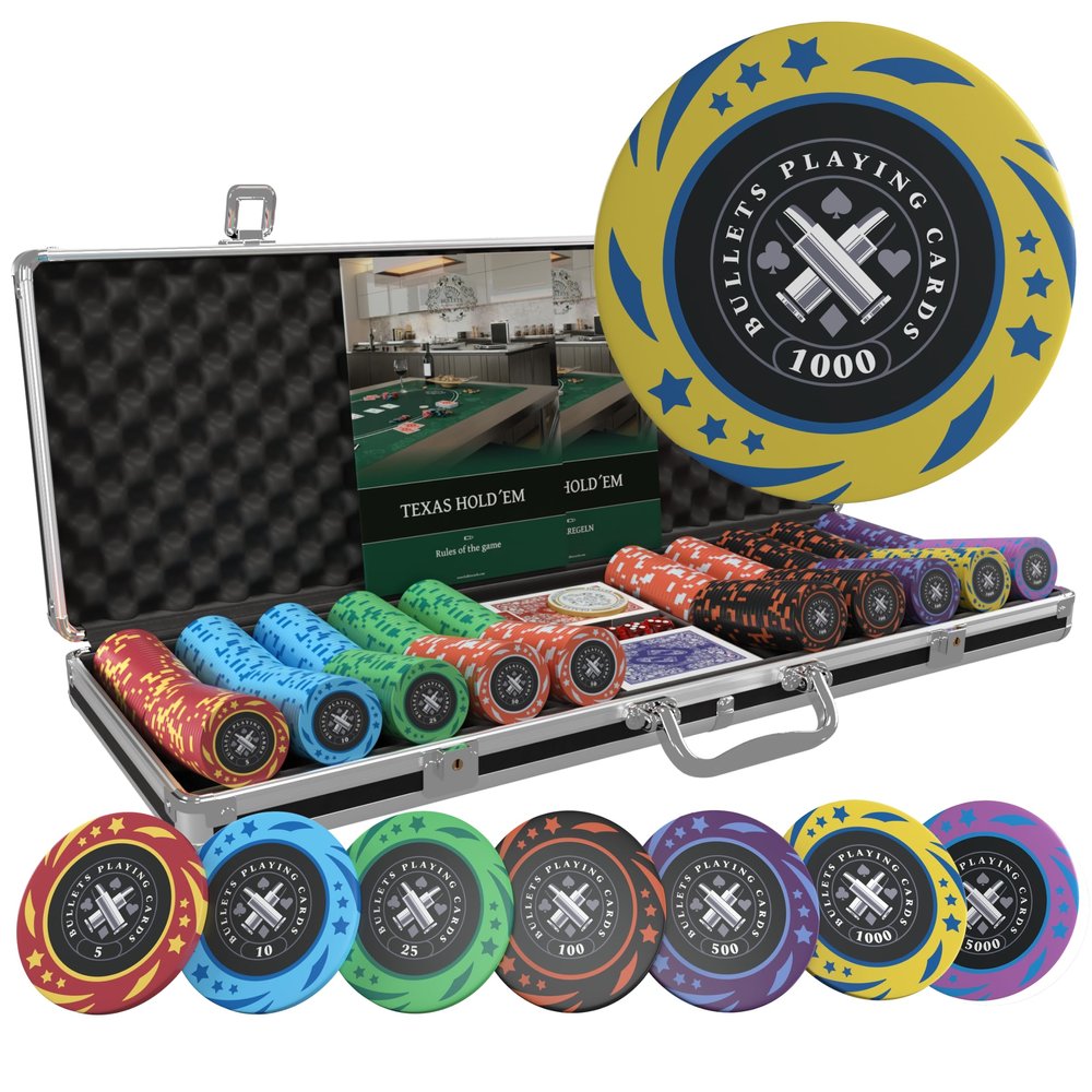 Bullets Playing Cards | Poker Set Janice | 500 Plastic Poker Chips (12 g) with Aluminum Case, Plastic Playing Cards & Dice  Professional Casino-Grade Set for Texas Holdem Poker Nights
