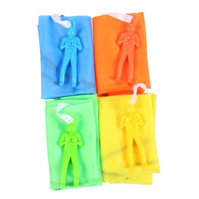 FOYTOKI 6pcs Mini Soldier Parachute Toy Fun Flying Toy for Boy Girl Promotes Creativity and Random Styles for Boys and Girls