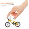 PRETYZOOM 4pcs Mini Bike Model Keychain Bicycle Model Pendants Realistic Alloy Mountain Bike for Friends view 3