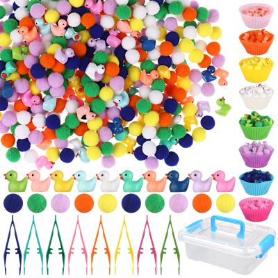 217 Pcs Duck Sensory Bin Filler Fine Motor Toys Counting Sorting 100 Felt Pompoms 100 Mini Duck Figures 8 Tweezers 8 Silicone Plates 1 Storage Box, for Counting Sorting DIY Crafts (Duck)