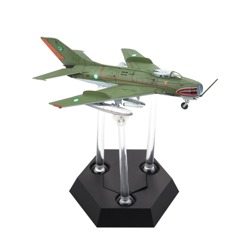 CHICHIYANG 1:72 Scale Pakistan Air Force J-6 Fighter Model Alloy Die-cast Fighting Airplane Miniature for Aviation Enthusiasts