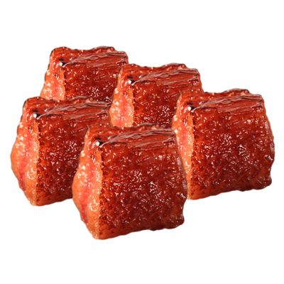 CHICAMPERA 5pcs Fake Beef Cubes Food Props Realistic Diced Meat Decoration for Kitchen Display Restaurant and Photography Use