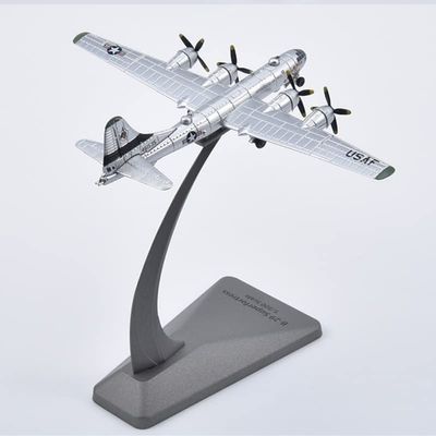 ATXTLWL Environmental Image for: 1/300 Scale Aircraft WWII US B-29 Bomber Super Fortress Fighter Alloy Die Casting Model