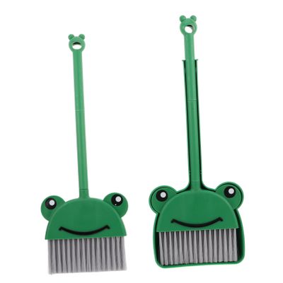 Kisangel 1set Boy Girl Cartoon Cleaning Broom and Dustpan Set Boy Girl-Sized Frog Style Broom for Home and Kindergarten Lightweight Design for Easy Handling Encourages Cleaning Habits