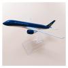 ATXTLWL Environmental Image for: 1: 400 Scale A340-300 Aircraft Model Gulf Airlines Alloy Aircraft Model view 2