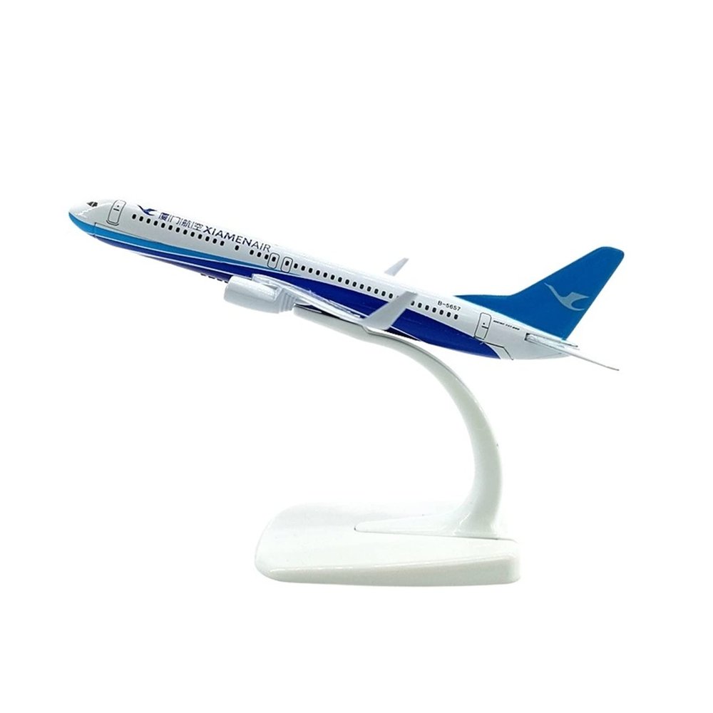 ATXTLWL Environmental Image for: 1: 400 Scale A340-300 Aircraft Model Gulf Airlines Alloy Aircraft Model