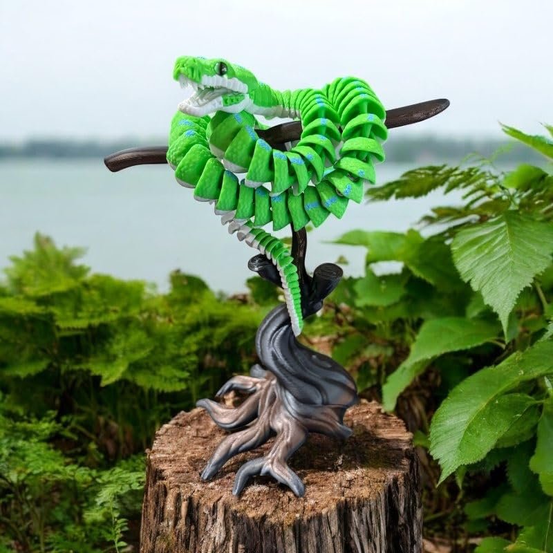 Articulated Snake, Green Tree Python | Home Dcor and Office Desk Toys | Autism, ADHD, Sensory | 3D Printed Gift