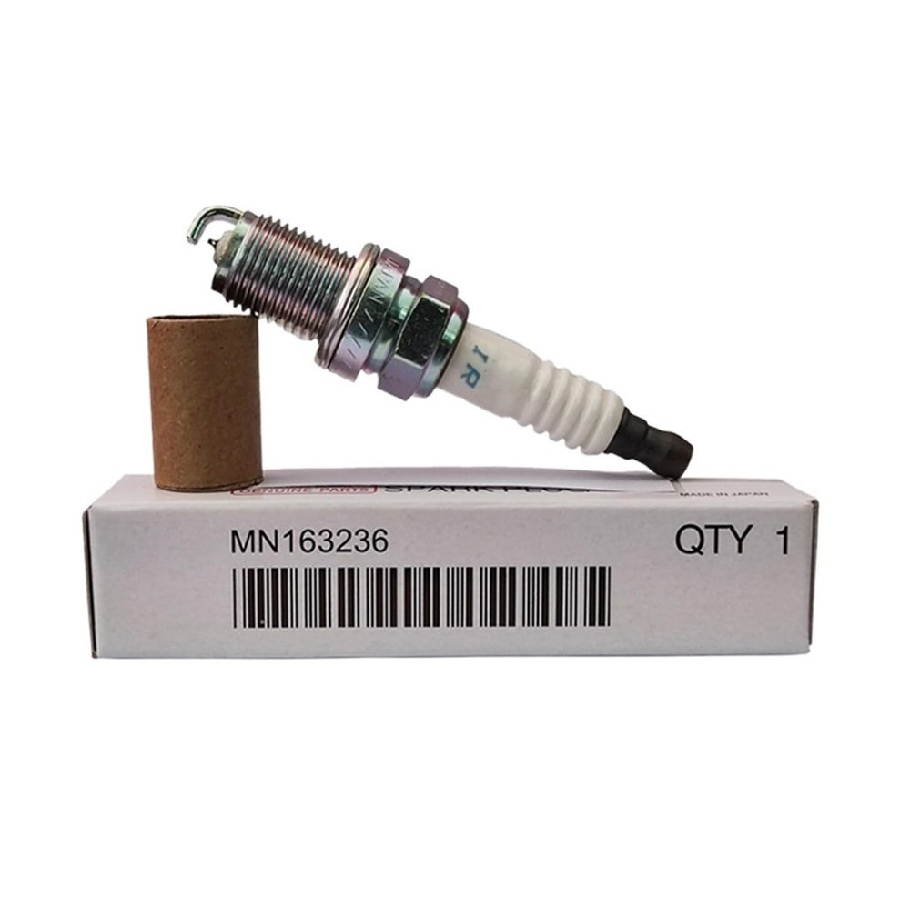 4/6 pieces MN163236 FR6EI iridium spark suitable for 4B10 4B11 4J11(6 Spark Plugs)