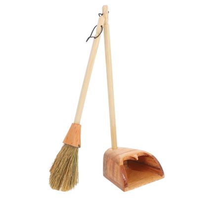 FOMIYES 1pc Mini Wooden Broom Model for Dollhouses Scale Cleaning Accessory for Boys and Girls Play and Imaginative Scenarios for Mini Room Decor and Projects