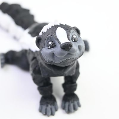 3D Printed Skunk, 3D Printed Animals, Full Articulated Flexible Fidget Toys for Desk Dcor - Grey - Small - 6Inch