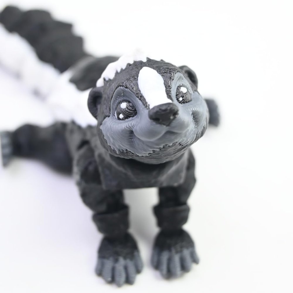 3D Printed Skunk, 3D Printed Animals, Full Articulated Flexible Fidget Toys for Desk Dcor - Grey - Small - 6Inch